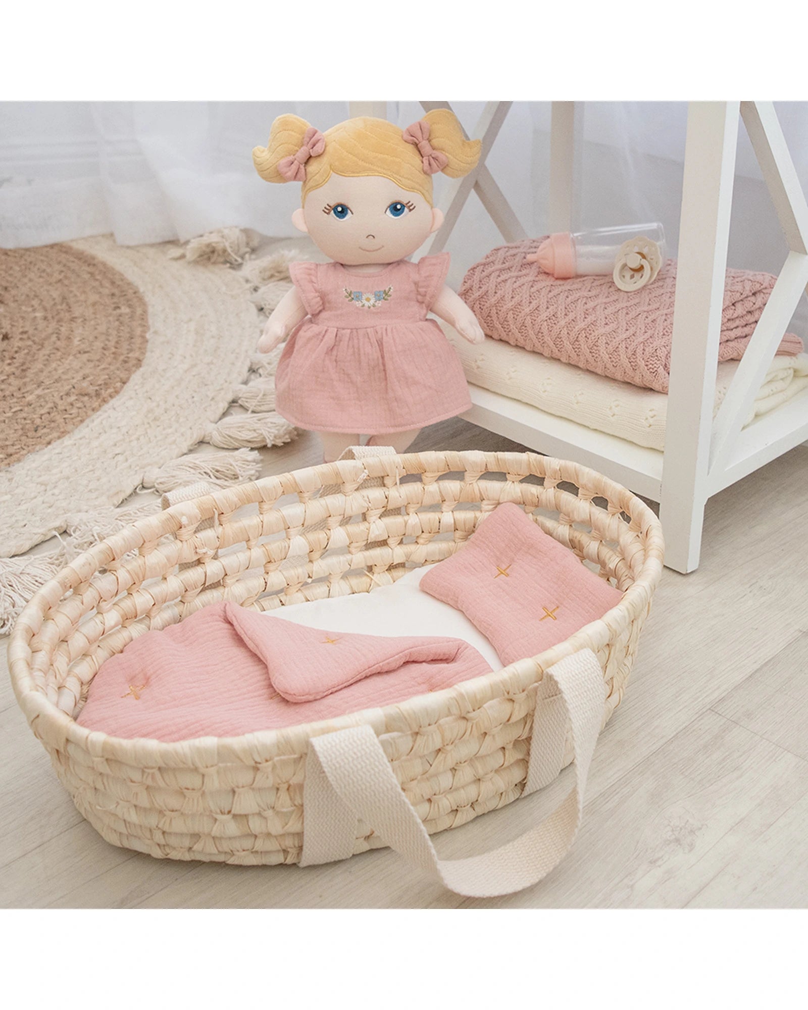 Doll moses on sale basket with bedding